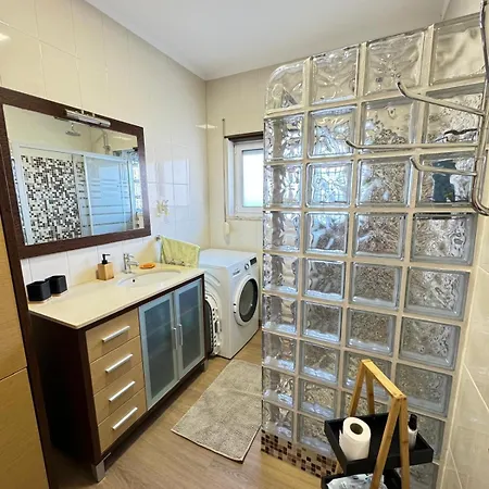 Modern House - Bbq - 4 Beds